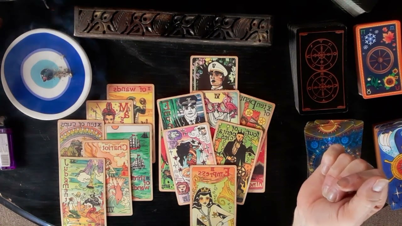 JDS Tarot🧿 The Empress couldn't wait another day, for the Captain of her heart.