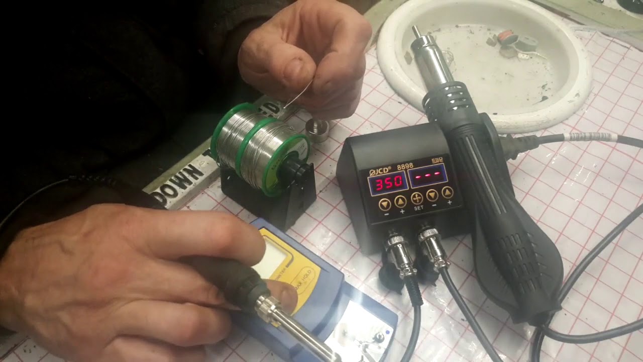 JCD 8898 SOLDERING STATION    DOWN THE SHED