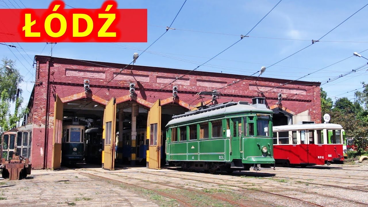 W 107-letniej zajezdni tramwajowej / 107 years old tram depot in Lodz