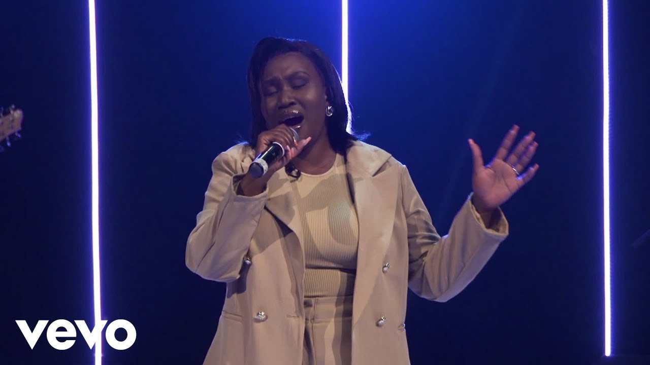 Free State Praise and Worship Explosion Volume 2 - Ngubani ft. Zanele Mulambo
