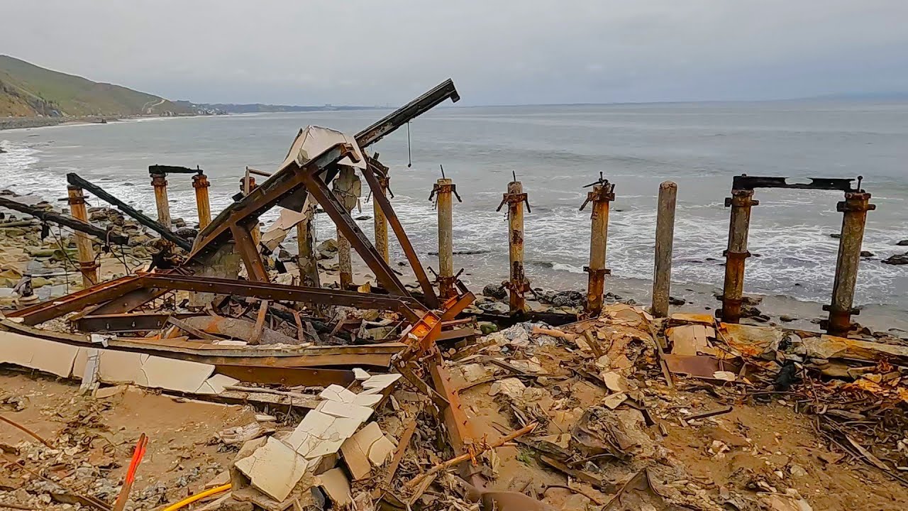 Palisades Fire Recovery: Progress on  Burnt Beach Front Malibu Homes