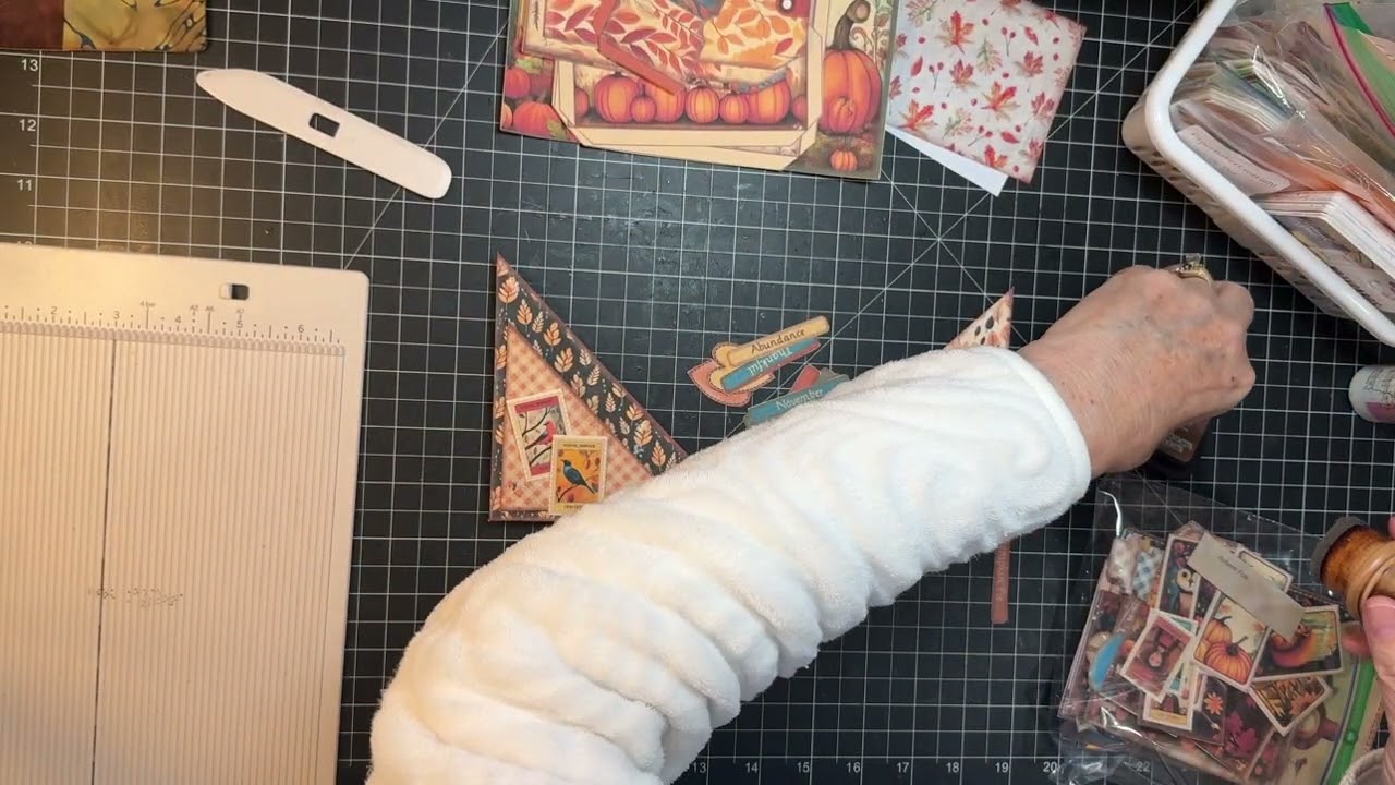 Craft with Me! - Autumn Ephemera from Autumn Folks by Joey Cardmaker!