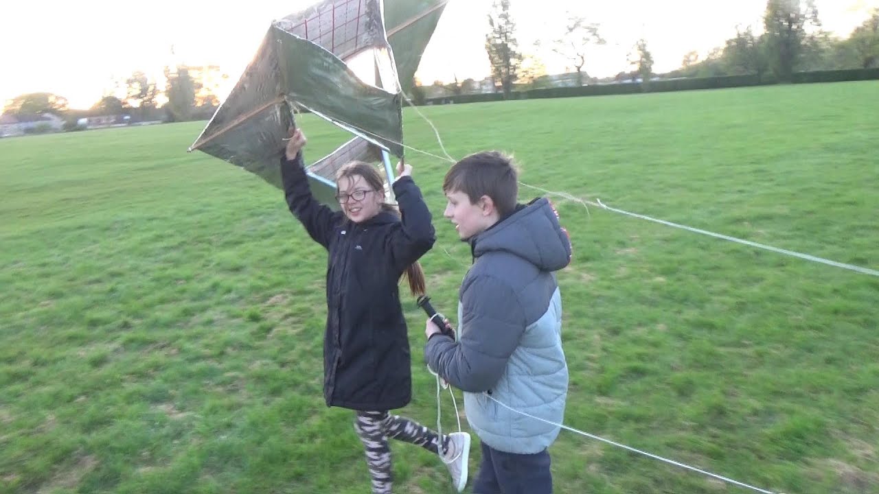 How to make a large box kite!