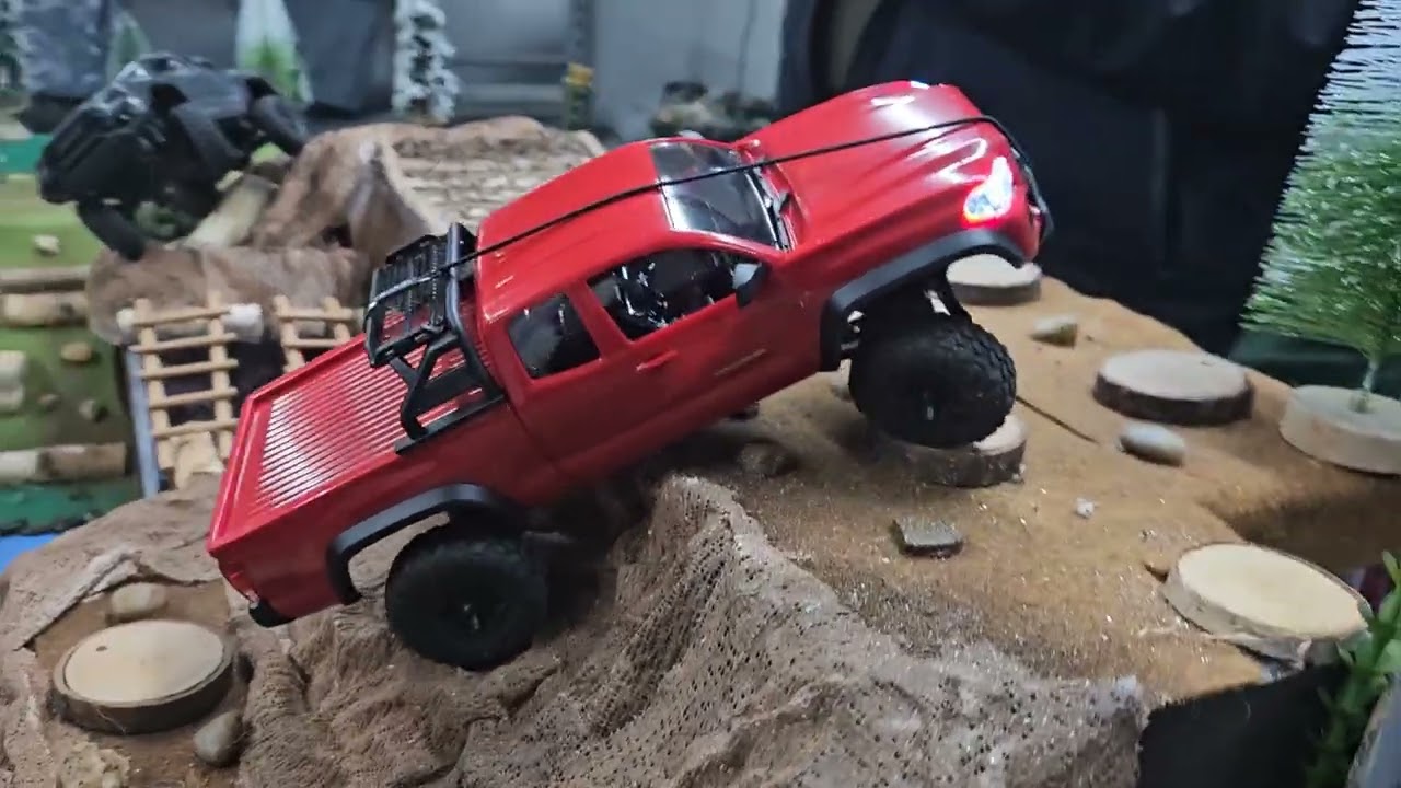 FMS 1/24 Tacoma Trucks😎