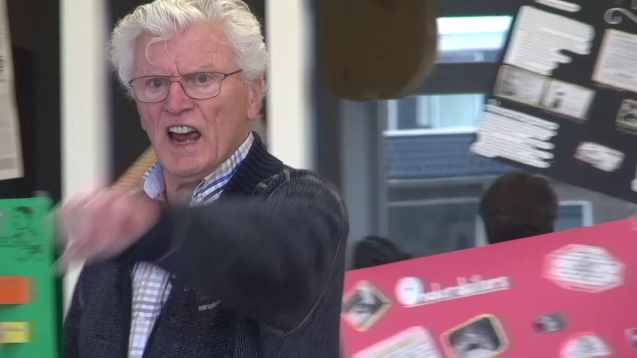 Herinneringen aan WO II   Piet Blom