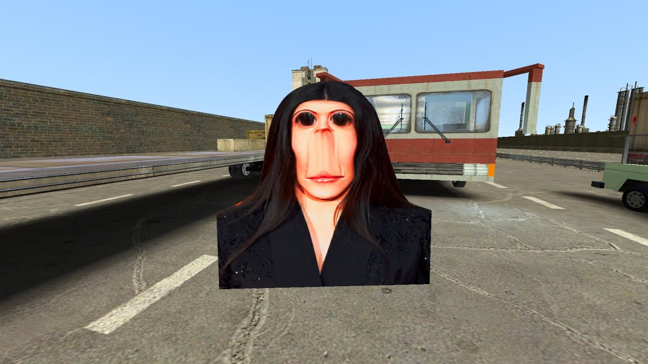 Rosalia Bizcochito Nextbot in Free Road