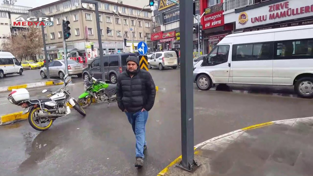 Rojin ve Dengbej Şakıro eşliğinde, Ağrı Şehir Turu...