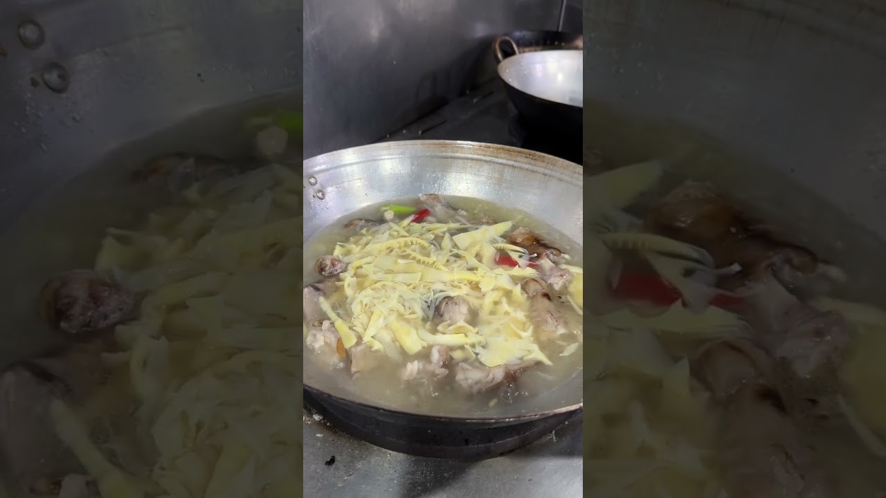 Cách làm món CHÂN DÊ HẦM MĂNG TƯƠI của Bia Tô Lão Đại do đầu bếp Đình Sơn thực hiện 🥰 #biatolaodai 