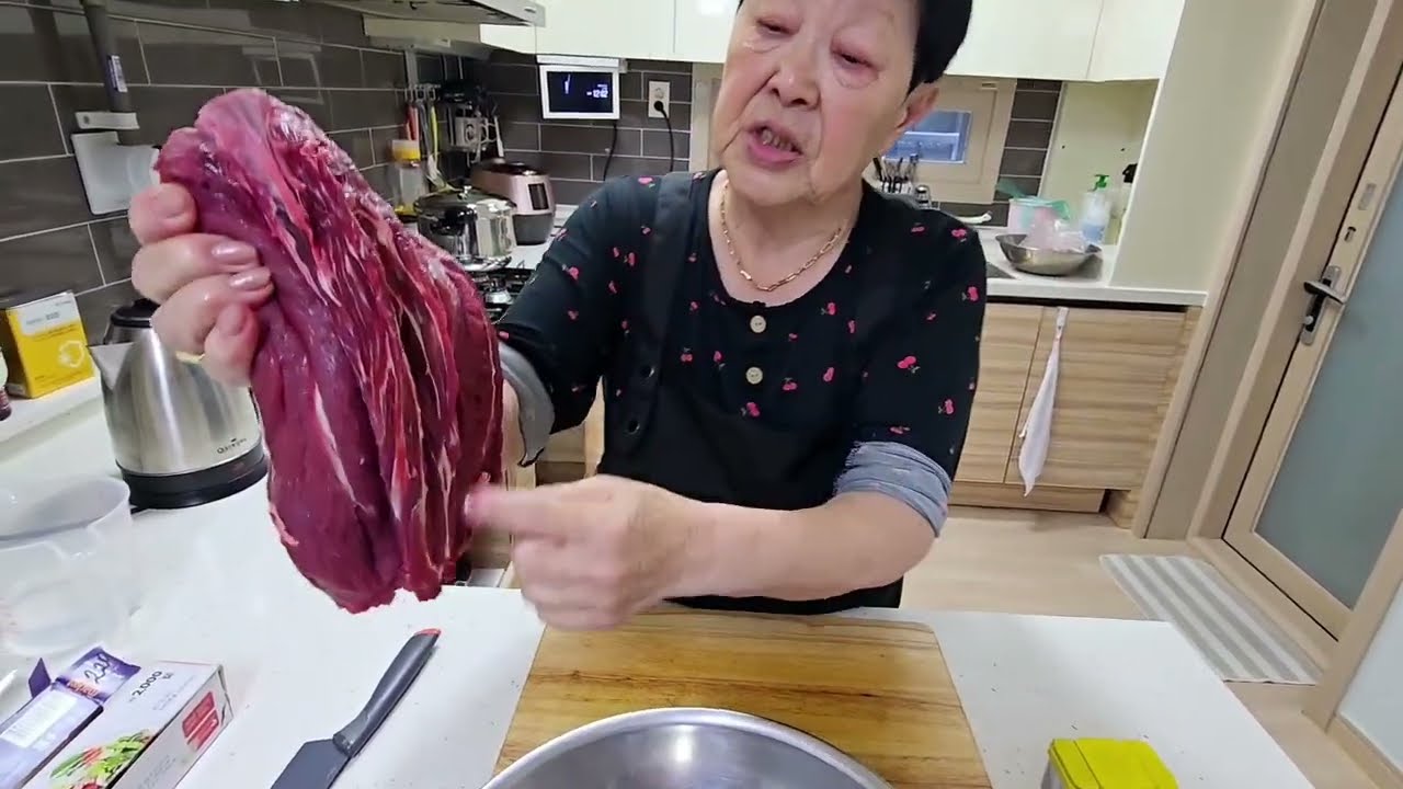 РУЛЕТ ИЗ КОНИНЫ/HORSE MEAT ROLL