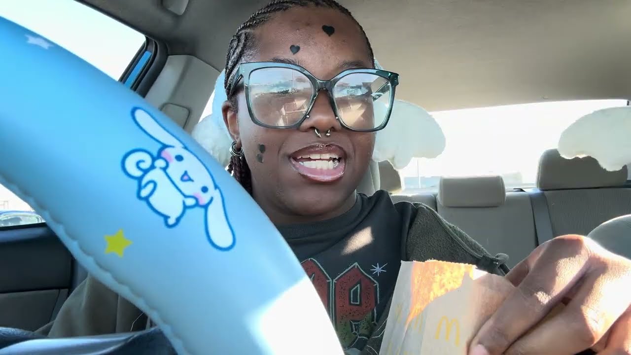 21 minutes yapping, 2 minutes eating.