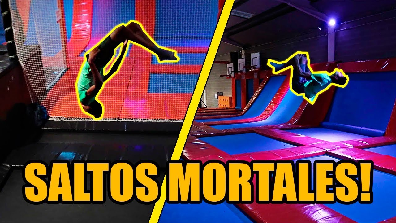 RETO DE SALTOS MORTALES EN UN PARQUE DE CAMAS ELASTICAS Y TRAMPOLINES !!