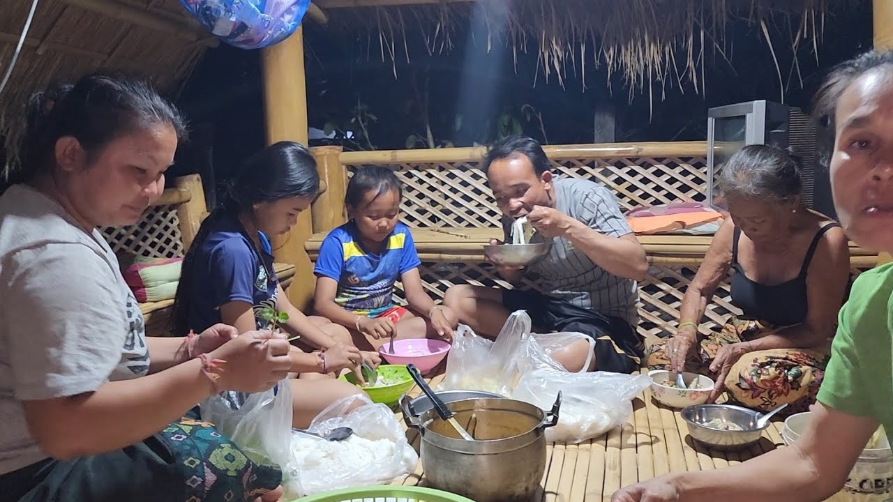 กินข้าวปุ้นน้ำยากระทิเข้มข้น ทีมงานแตกซวดๆ 12 กุมภาพันธ์ ค.ศ. 2026