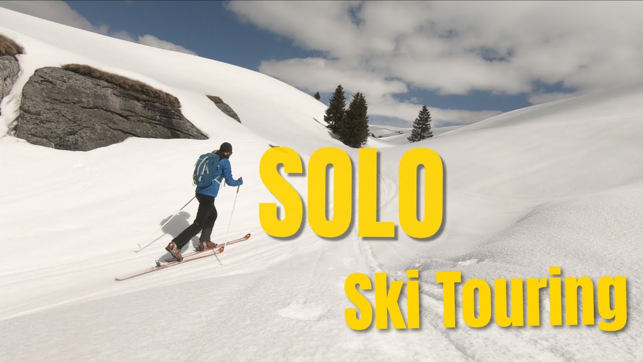 Solo Ski Touring in Bucegi Mountains