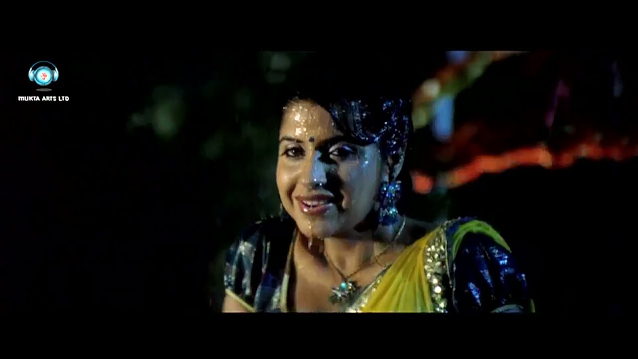 Sadhika Randhawa hot rain song
