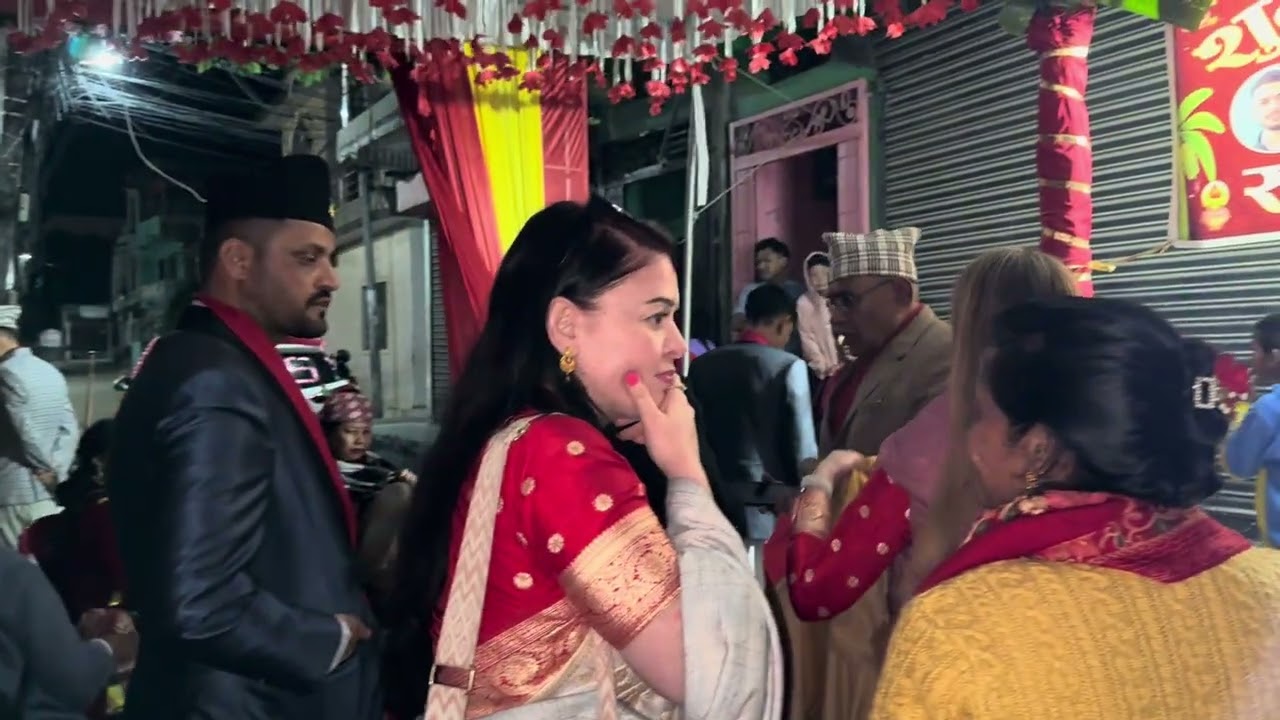 महिला बाजा बुटवलमा एकपटक भिडियो हेर्नू होला