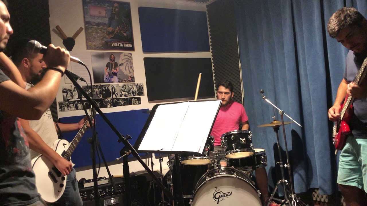 Smitten - Al costado (cover)