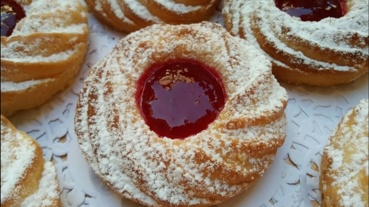 حلوى جافة بالزيت اقتصادية وبنتها هااايلة (بدون زبدة و بدون خميرة الحلوى)