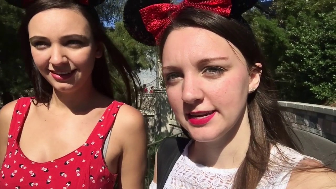 Disney World Vacation 2017 | Part 8 | Early Mornings at Magic Kingdom | New Welcome Show