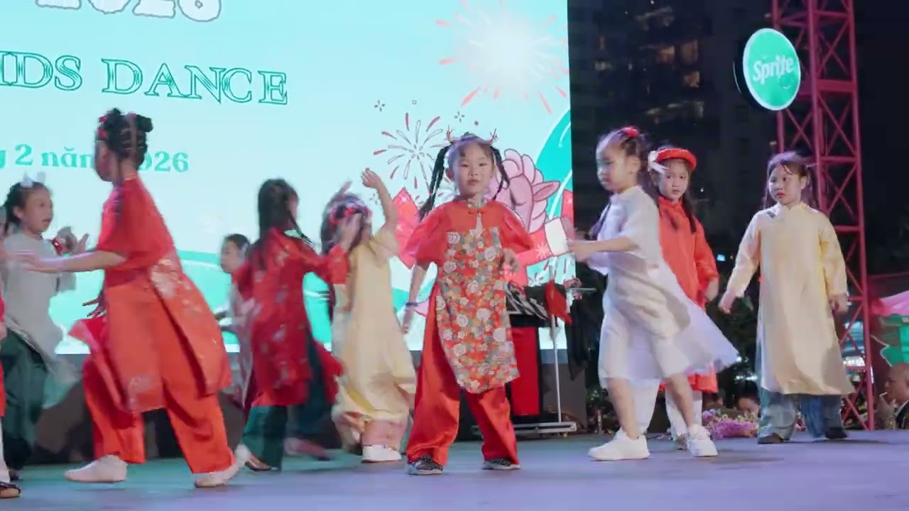 Xuân Họp Mặt Remix / Team 38 Hoà An 24 thứ 3-5 / Xuân Bính Ngọ 2026 