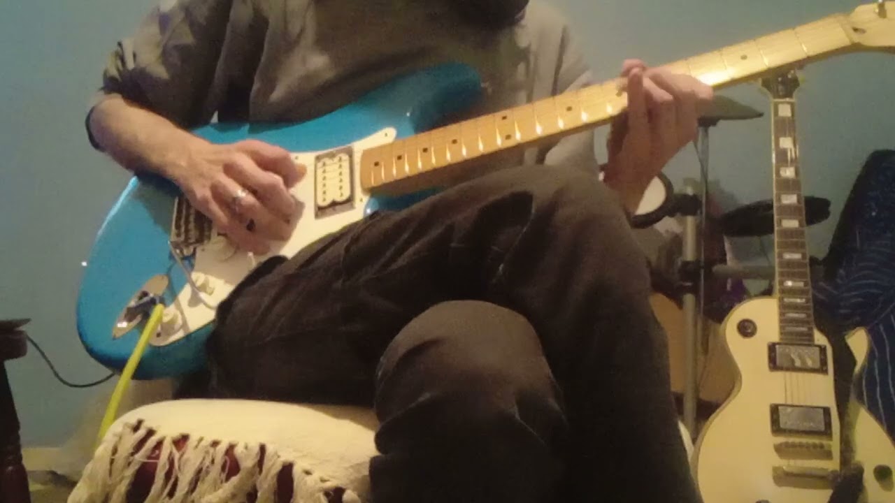 Iron Maiden - Still Life intro solo