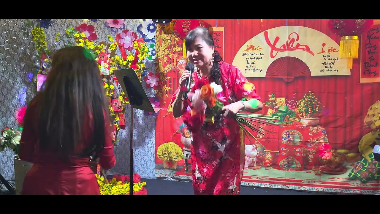 Lisa-Em Đi Chùa Hương 