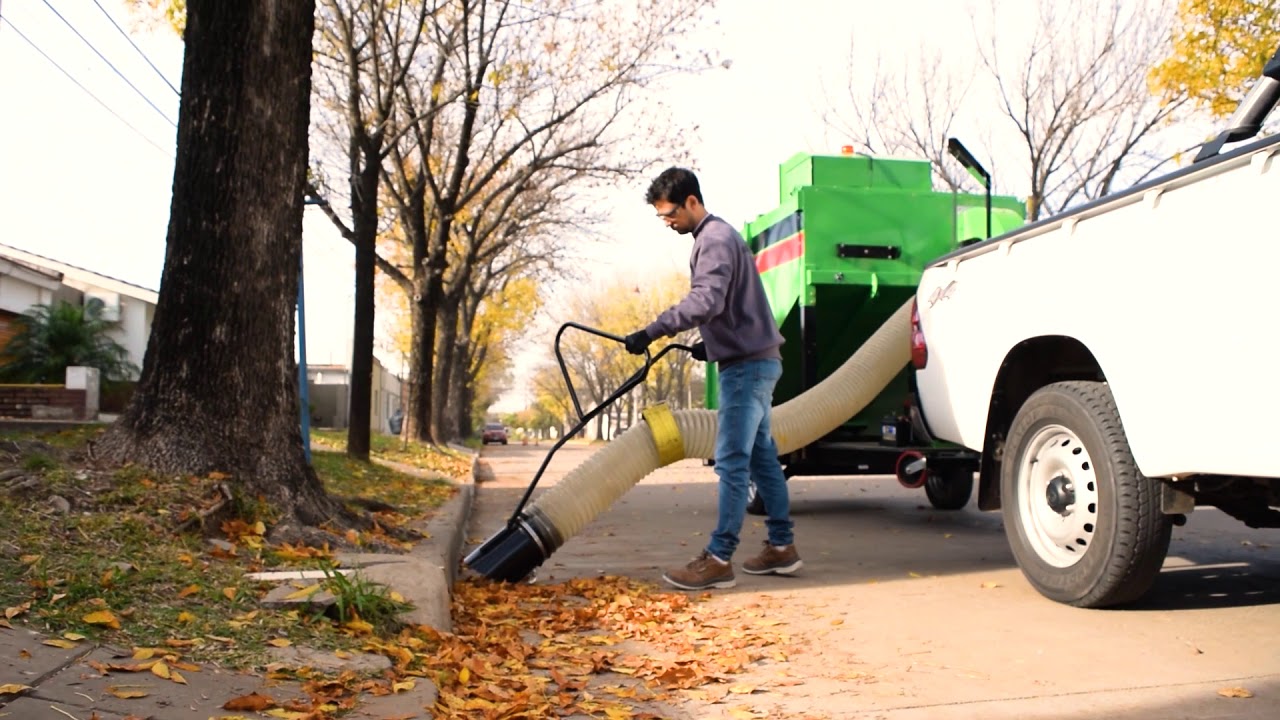 Tron 18B-4, Aspiradora de Hojas. Aspira, tritura y compacta material orgánico vegetal.