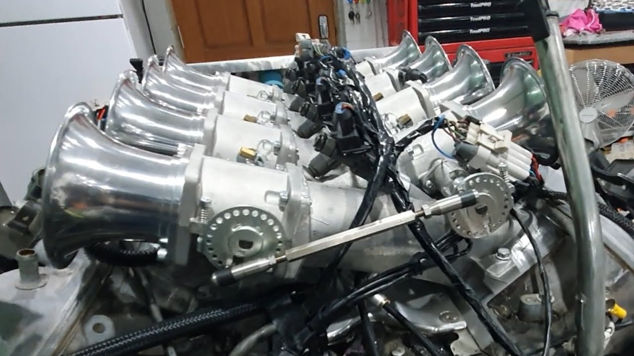 How to install the throttle linkage to velocity stacks itb's.