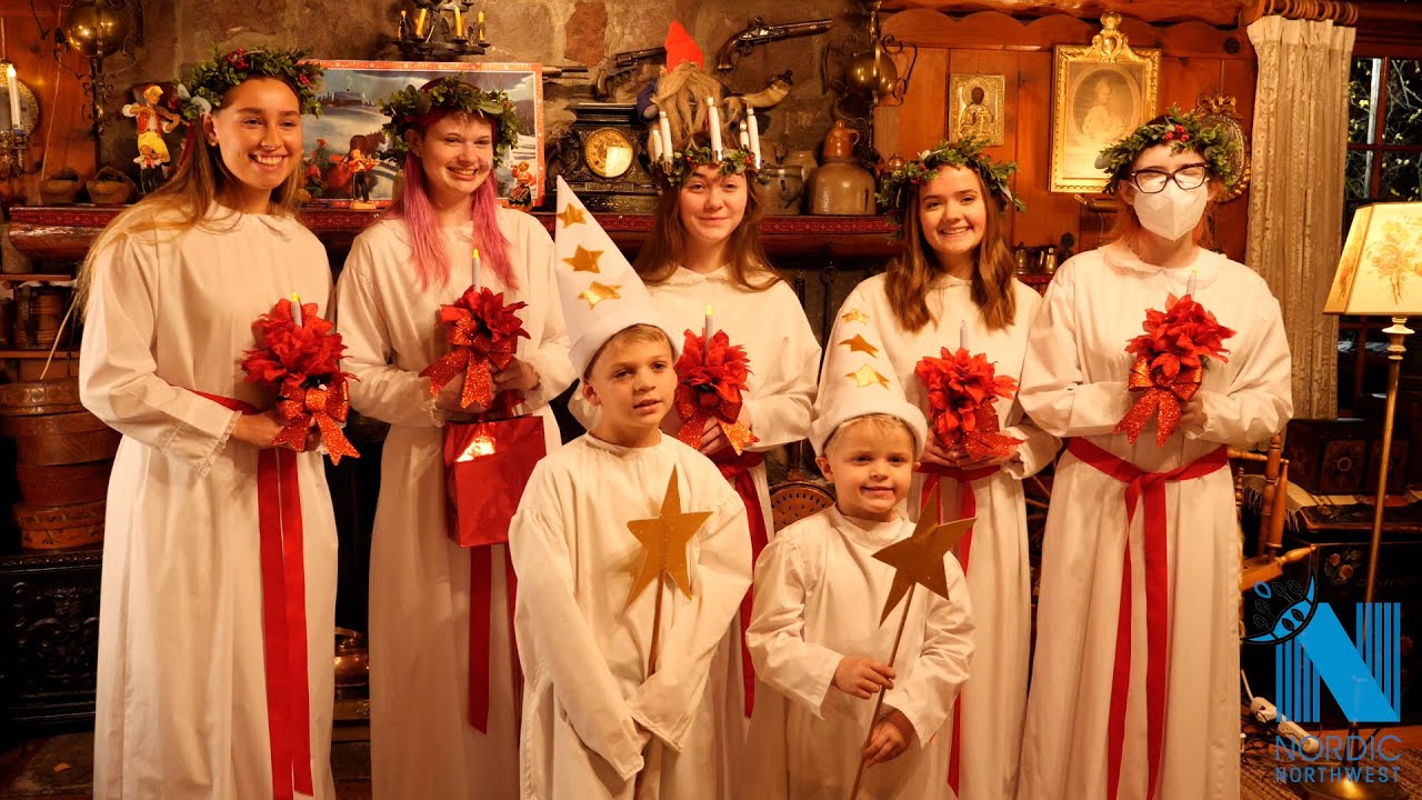 2022 Santa Lucia Crowning