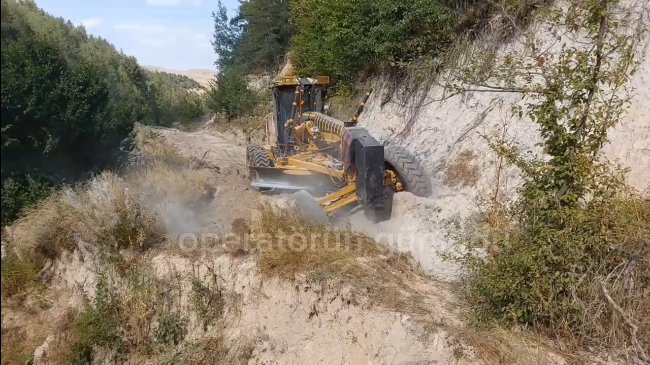 cat 140m dere canavarı ~stream monster #keşfet#buldozer  #cat #djimini3pro