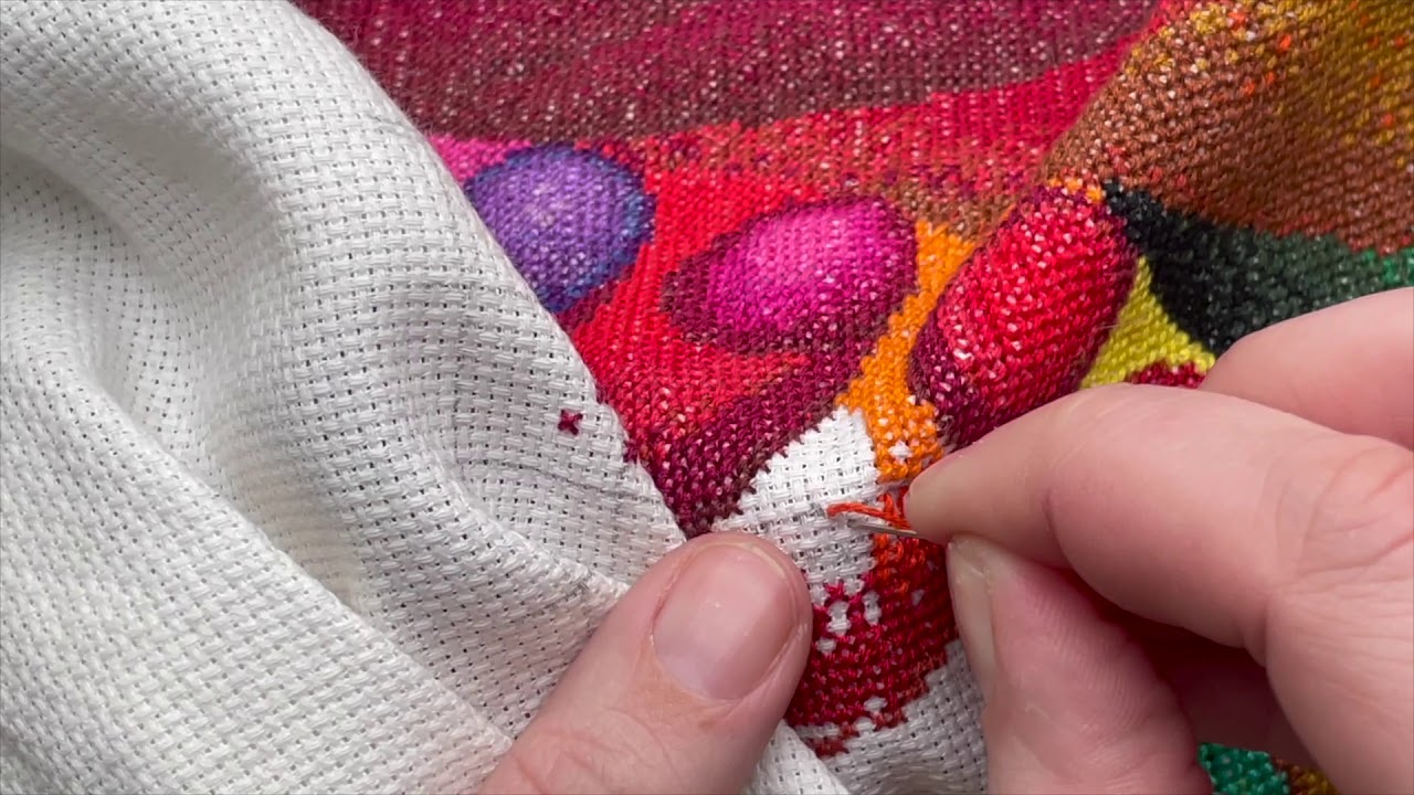 Mindfull handwerken 1: Kruissteek Borduren aan de Fractal, flosstube, stitch with me