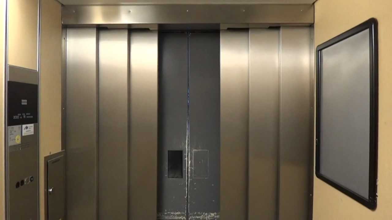 KONE upgraded Roped Hydraulic freight elevator @ IKEA, Valbo (Outside of Gävle), Sweden.