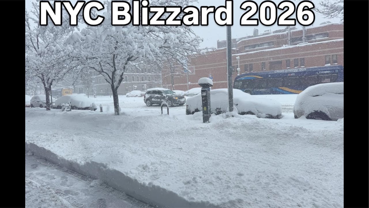NYC LIVE afternoon walk in this crazy blizzard