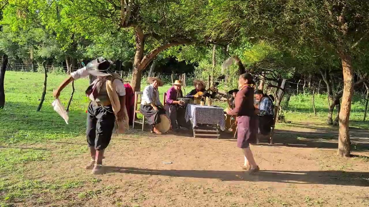 Santiago El Lobito Corimayo - Cueca Norteña. Pareja de danza Tradicional
