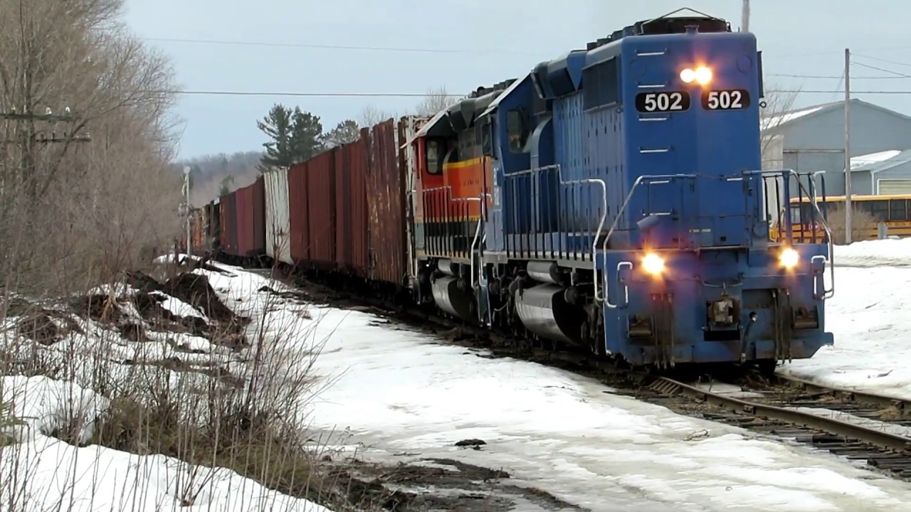 WHY DON'T TRAINS SECURE THEIR LOGS/ LOADS? | Jason Asselin