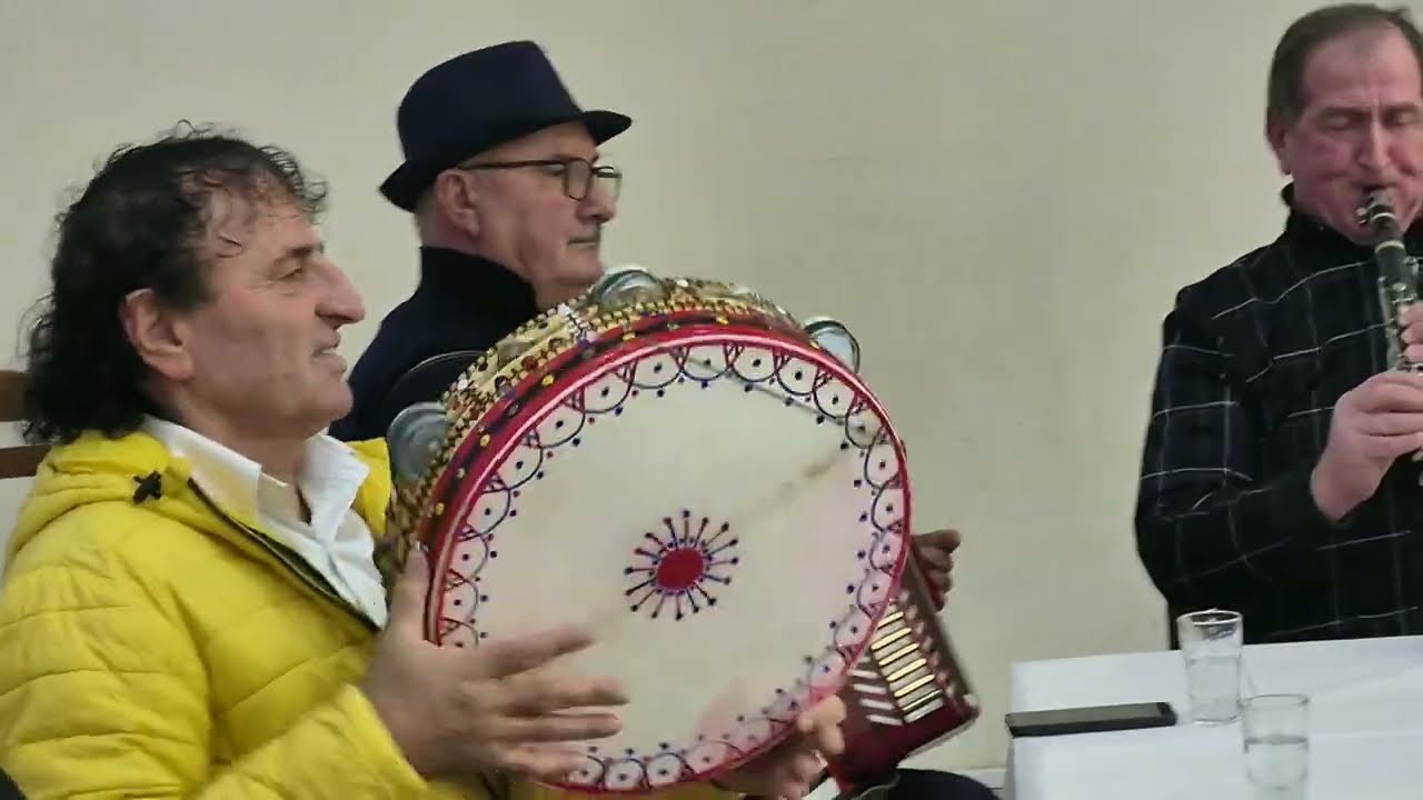 Simon Xoxi Klarinet Haxhi Paja Laku Derka Fizarmonik Viktor Cina ne def Libofshe 2026