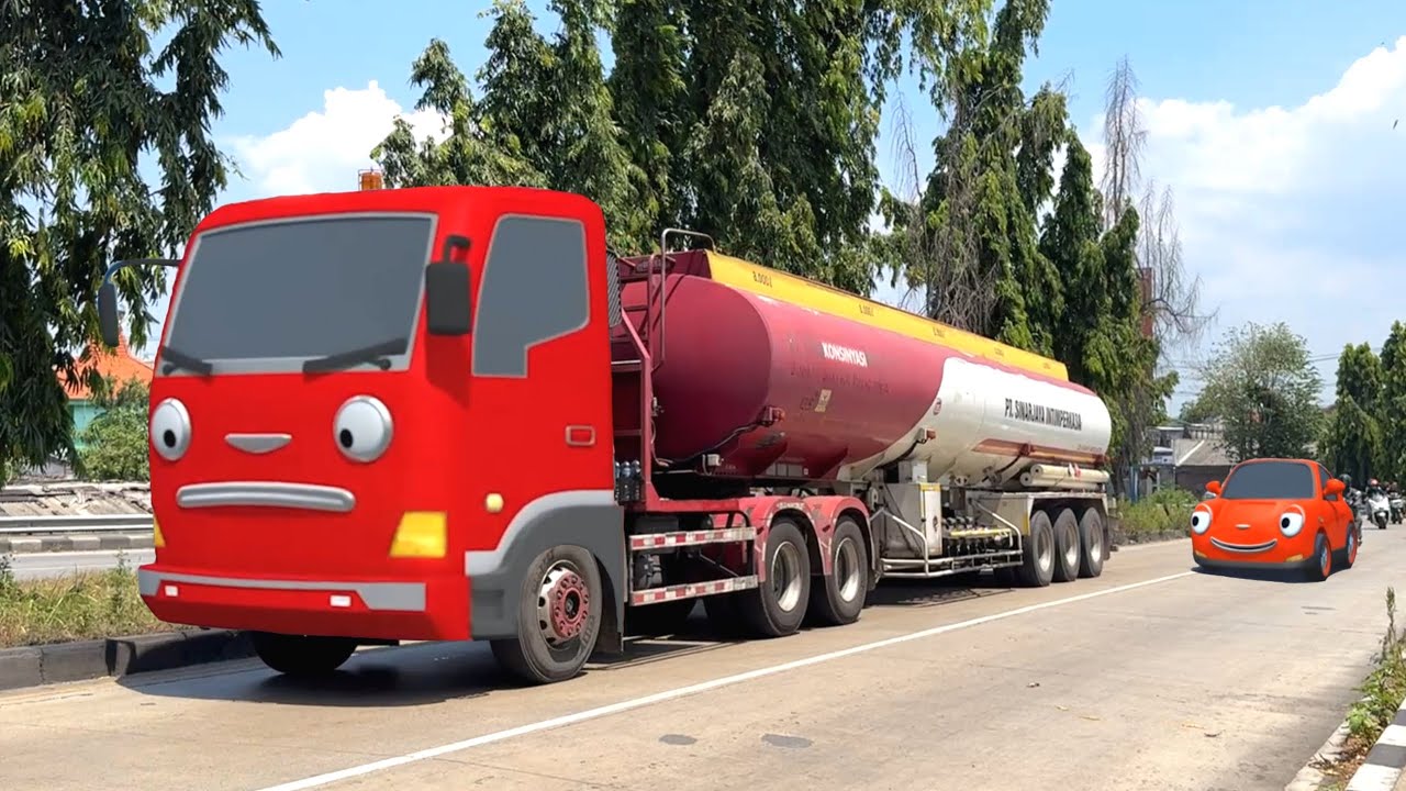 Disini Markas Truk Tangki Pertamina Panjang Mirip Fran Dan Sahabat Sahabatnya Tayo