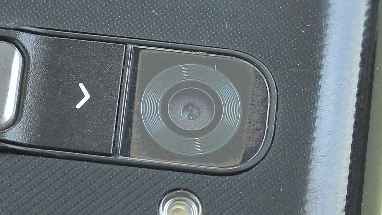 Çizilen Telefon Kamerasını Cilalayarak Düzeltme