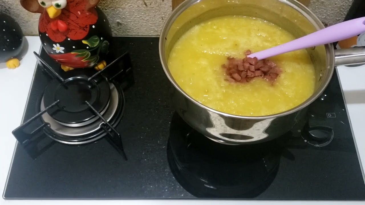 Caldo de batata baroa com calabresa - Nutritivo e muito saboroso😋