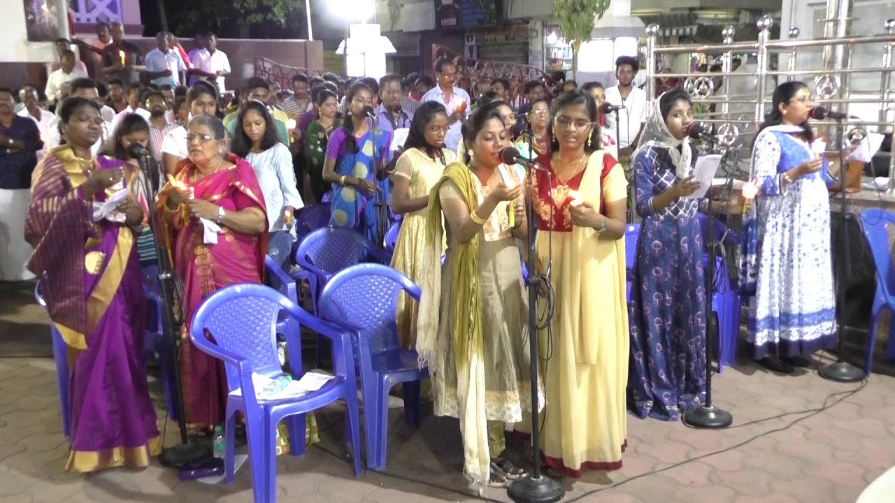 தேவாலய வலப்புறமிருந்து