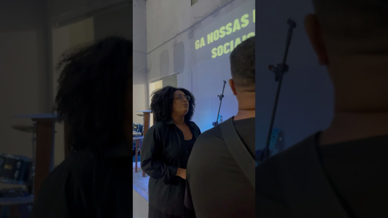 Ontem tive a alegria de servir cantando na Sara Osman! #saranossaterra