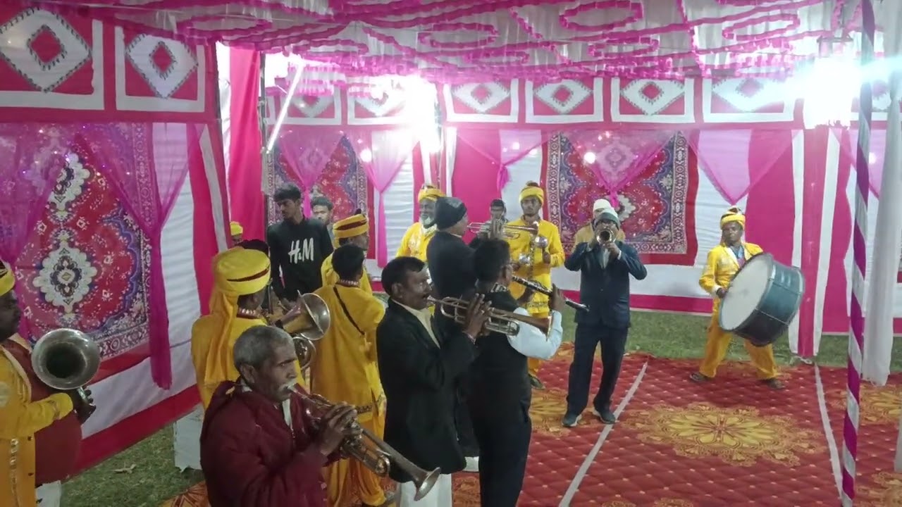 बबलू ब्रास बैंड पार्टी जौनपुर जिला 20 कलाकार द्वारा सुपरहिट जबरदस्तकलाकार