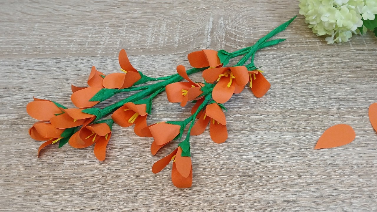 Simple craft - how to make amazing paper flowers / DIY papermaking home decor