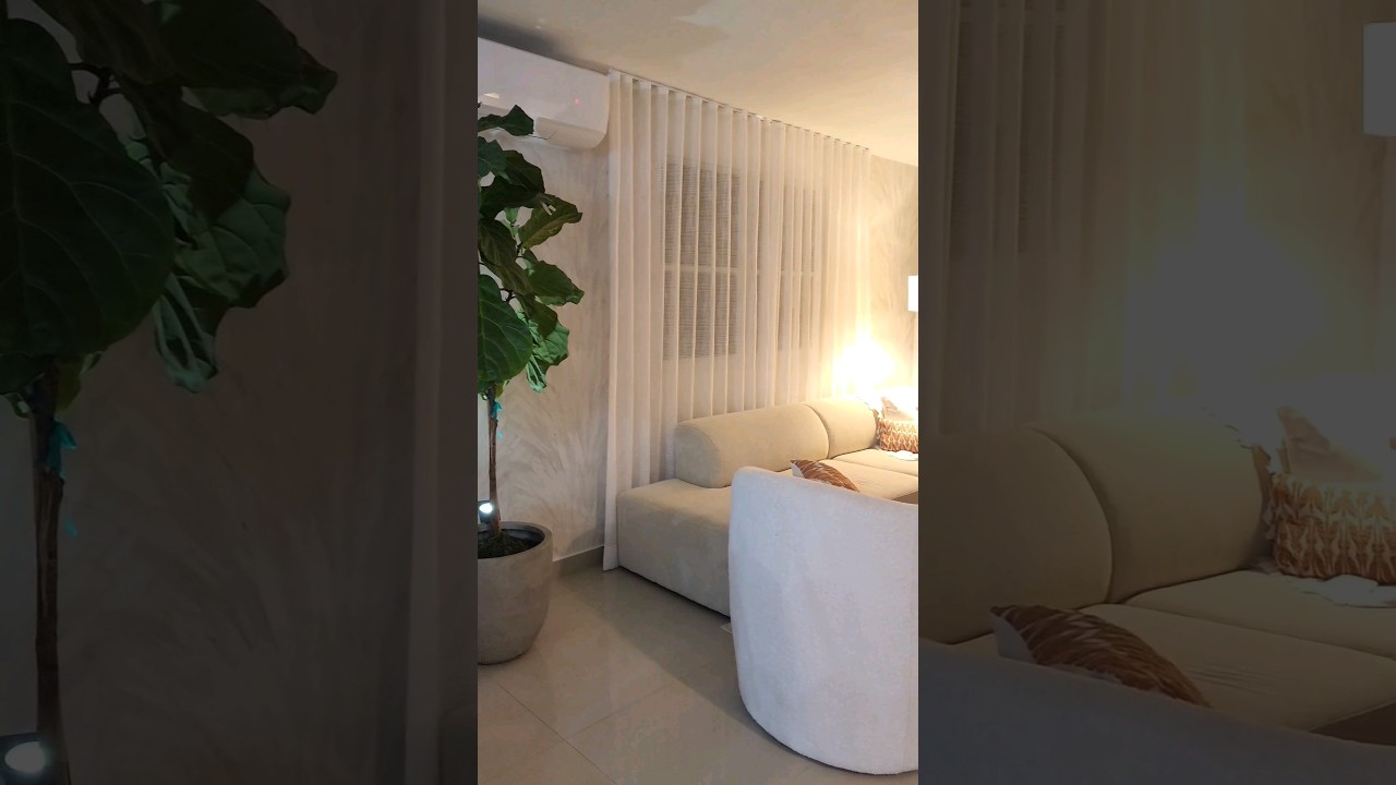 Antes y Despu&eacute;s sala formal, de un estilo boho minimalista a uno elegante moderno. #beforeandafter