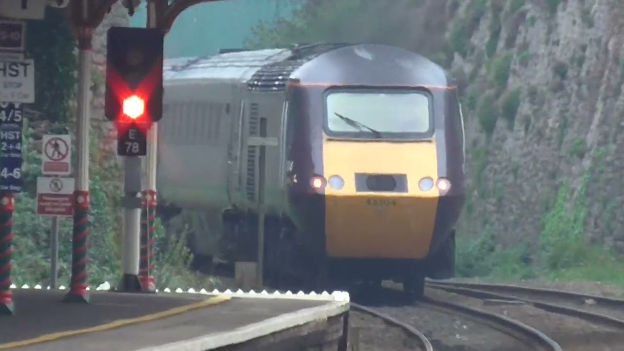 Crosscountry HST no's: 43378-43304 @ Teignmouth {5Z43} 29/03/2022.