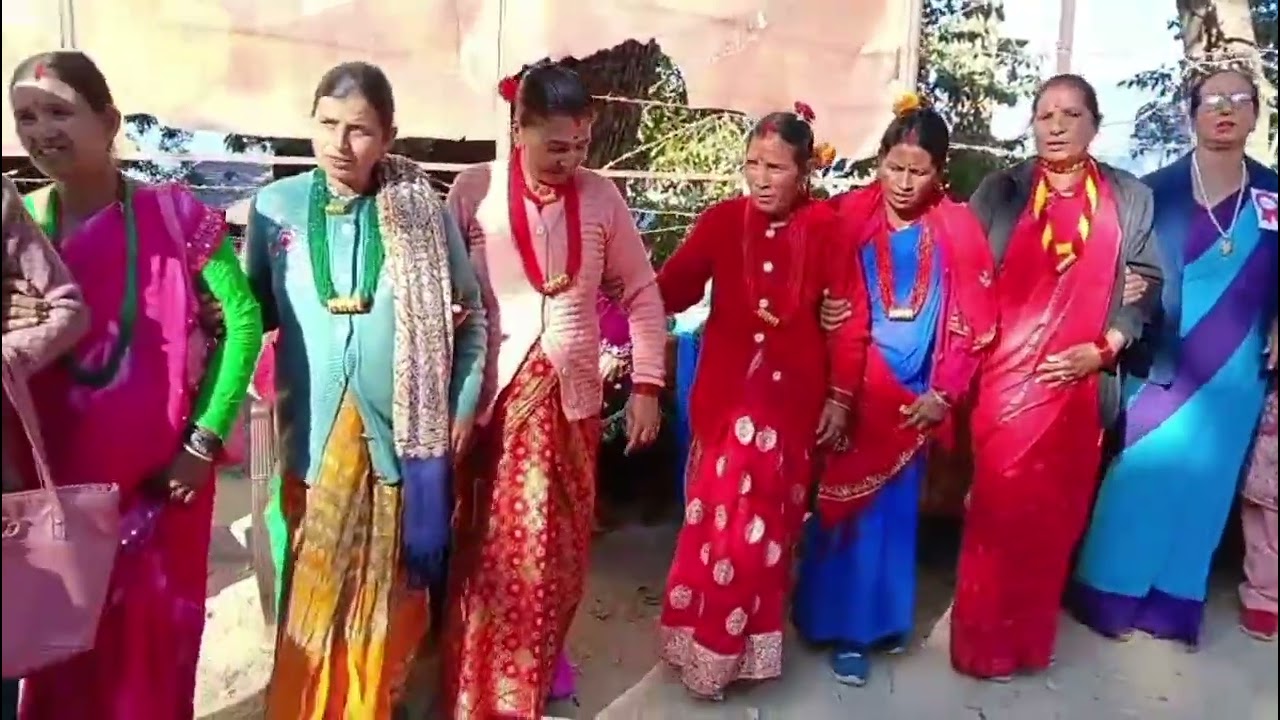 गतिलै गतिलो न्याउल्या खेल~''सौराइ लाग्याकि  छ सम्री जा सिलान्या पानी''