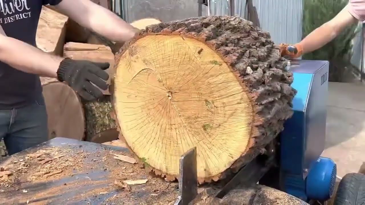 This Wood Splitter Is a Beast