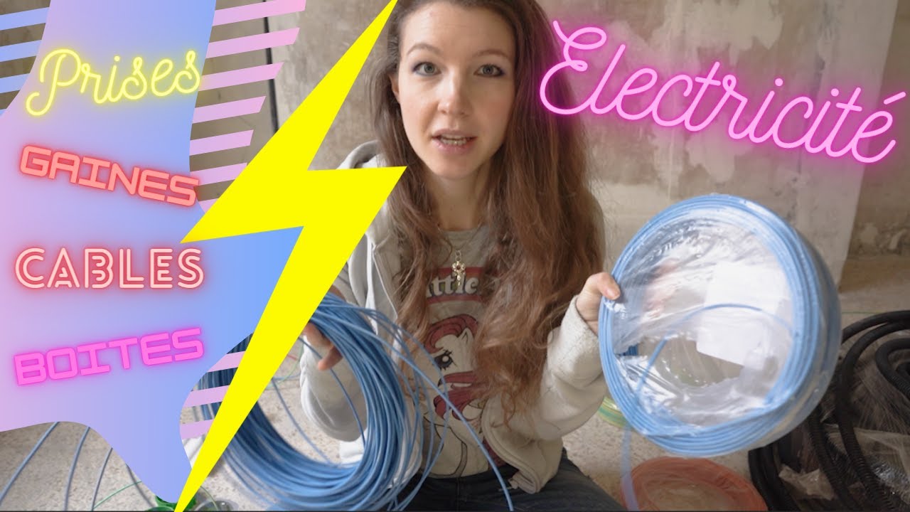 DÉBUT DE L’ÉLECTRICITÉ ET INSTALLATION DES CIRCUITS DE PRISES - Grosse fin d'année sur le chantier!