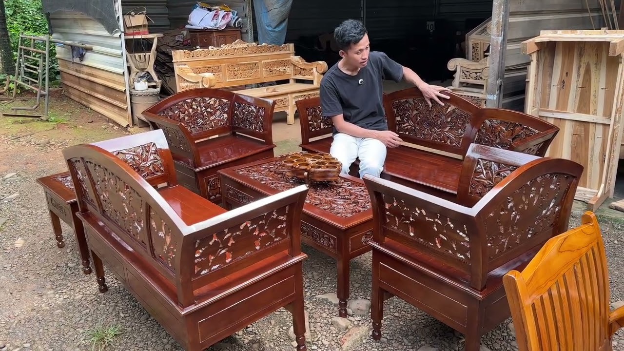 Kursi tamu kartini formasi 3211+meja utama +meja puk 