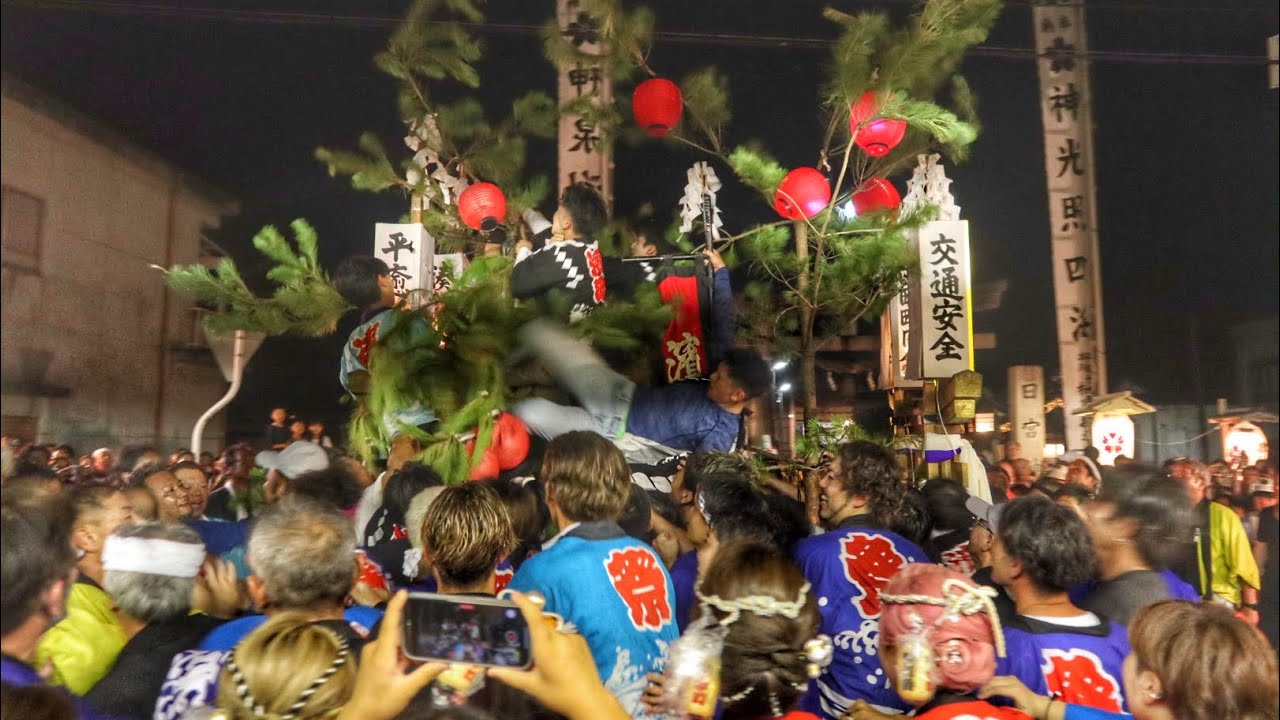 《大暴走‼︎》令和7年  富山県氷見市  氷見祇園祭  本祭 【北六町】太鼓台ぶつかり合い  喧嘩  日宮神社前にて。