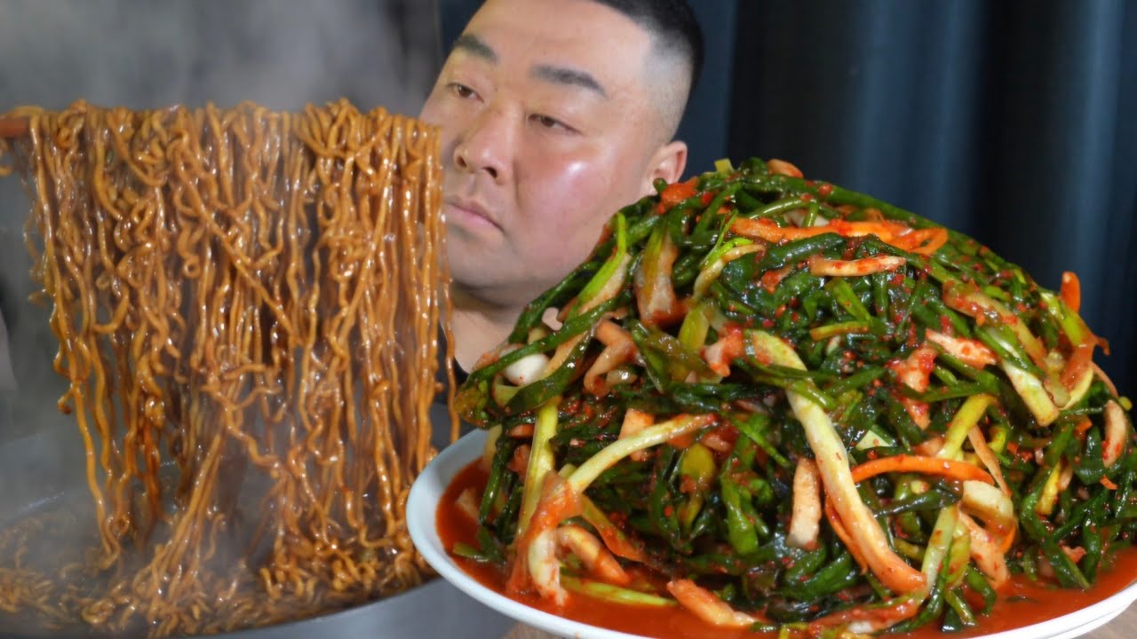 파김치 더 맛있게 먹는법! 누구도 그의 젓가락을 멈출 수 없다!!~